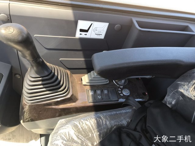 三一重工 SY55C 挖掘机