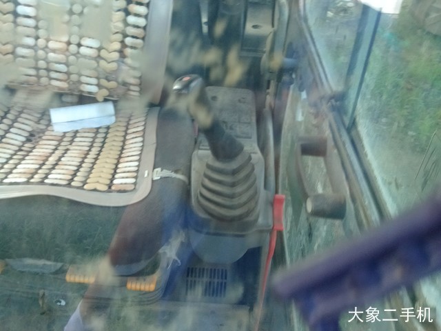 沃尔沃 EC210BLC 挖掘机