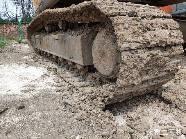 三一重工 SY215C-8 挖掘机