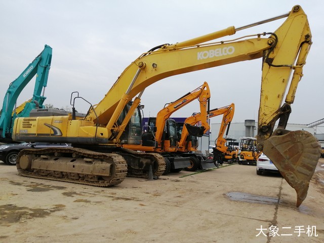 神钢 SK460-8 挖掘机