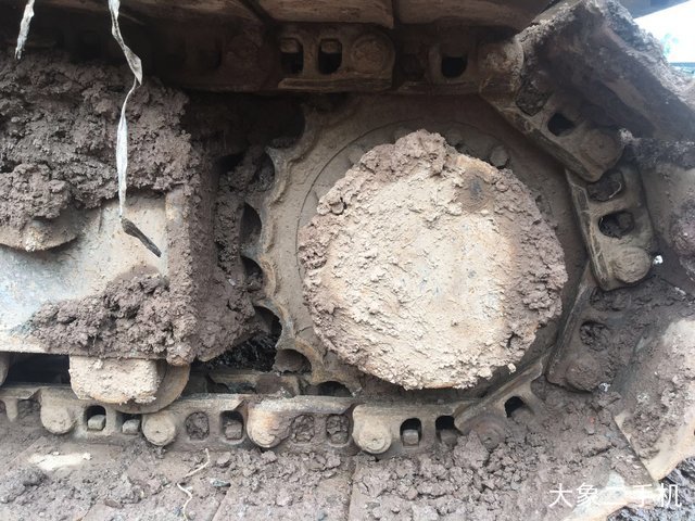 徐工 XE150D 挖掘机