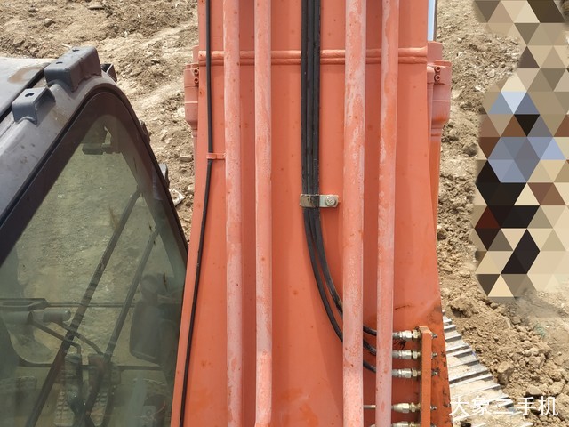 日立 ZX210LC-5A 挖掘机