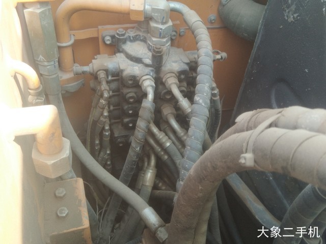 三一重工 SY75C 挖掘机