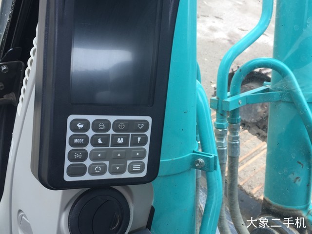 神钢 SK330-10 挖掘机