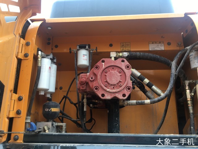 现代 R485LVS 挖掘机