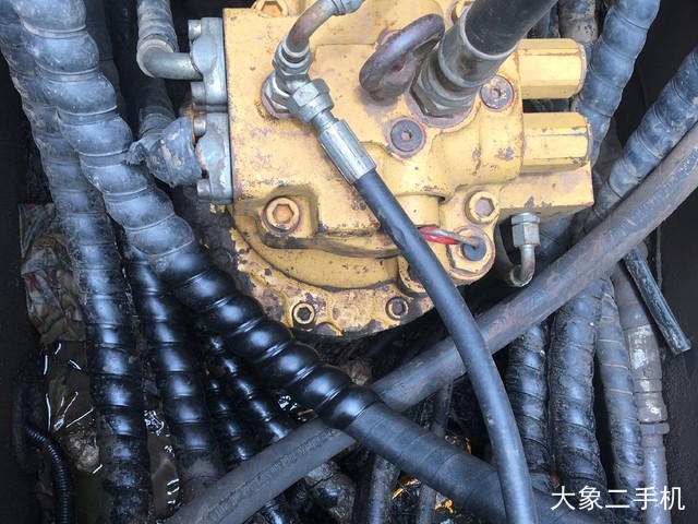 重庆勤牛 QNL150 挖掘机