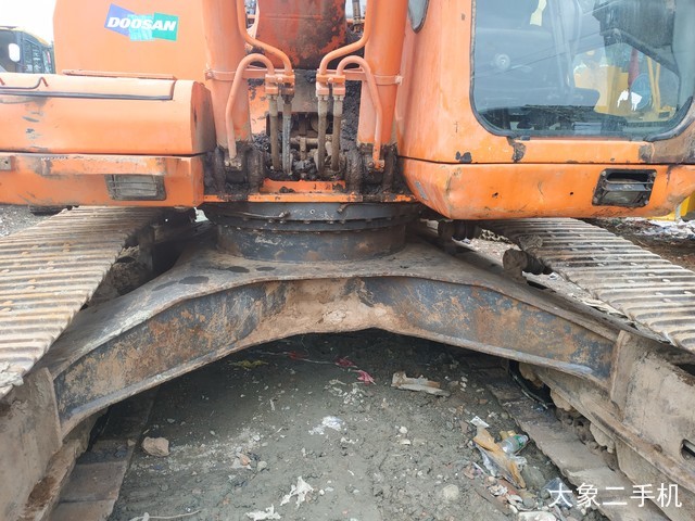 斗山 DH225LC-9 挖掘机