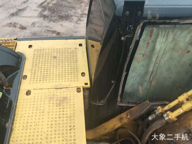 卡特彼勒 329D 挖掘机