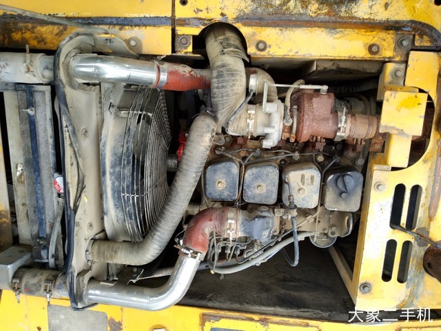 徐工 XE150D 挖掘机