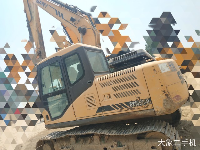 三一重工 SY135C 挖掘机