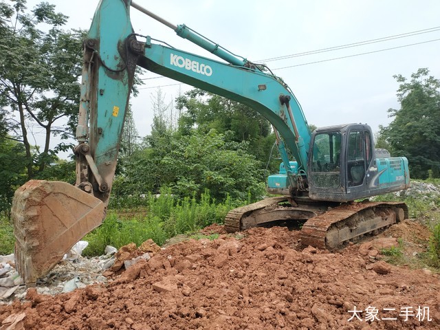 神钢 SK260LC-8 挖掘机