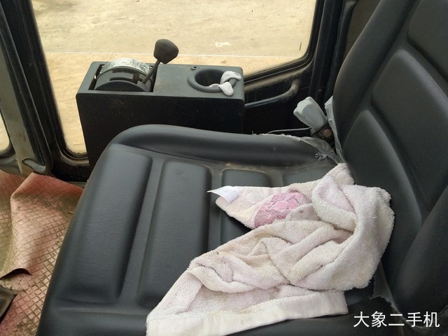 山推 SR22M 压路机