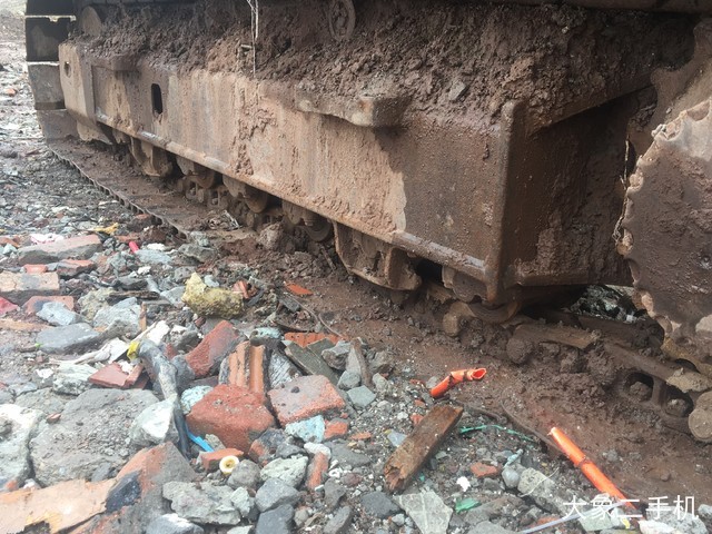 三一重工 SY135C 挖掘机