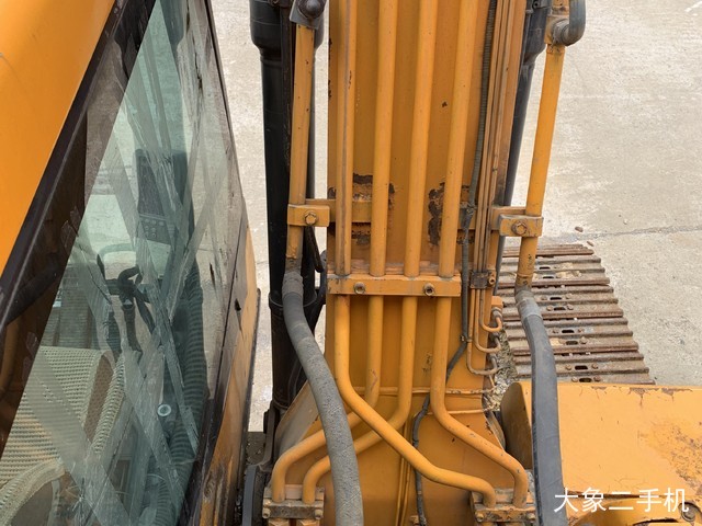 三一重工 SY135C-8 挖掘机