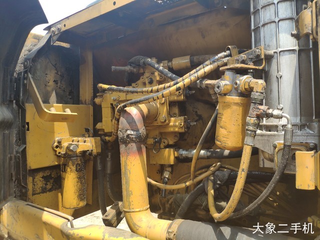 卡特彼勒 325B 挖掘机