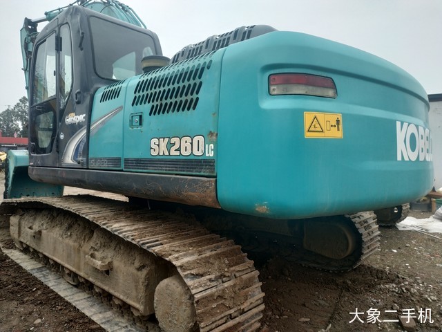 神钢 SK260LC-8 挖掘机