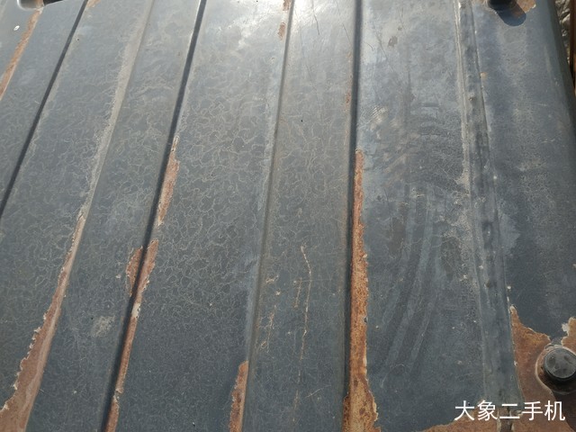 现代 R110-7 挖掘机