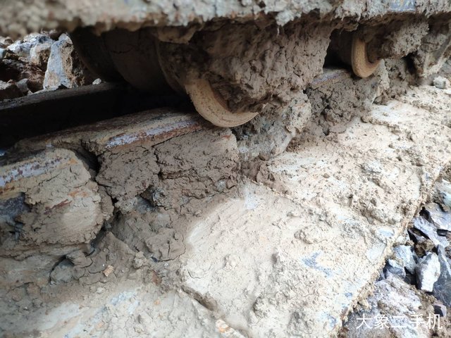 徐工 XE200D 挖掘机