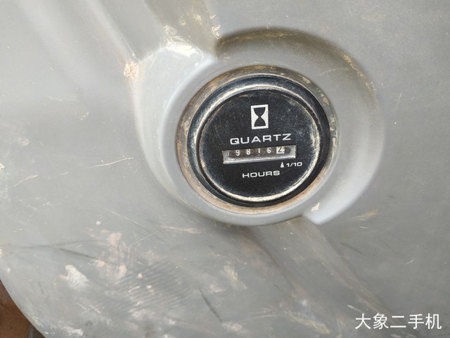 神钢 SK75-8 挖掘机
