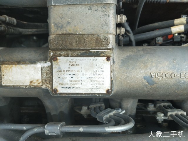 斗山 DX300LC 挖掘机