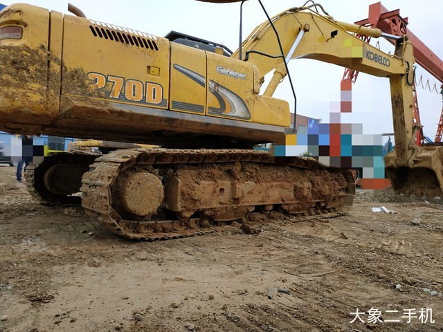 神钢 SK270D-8 挖掘机