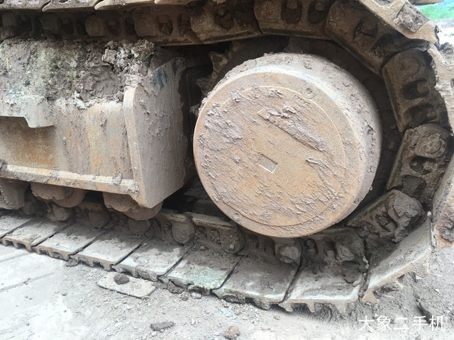 现代 R485LVS 挖掘机