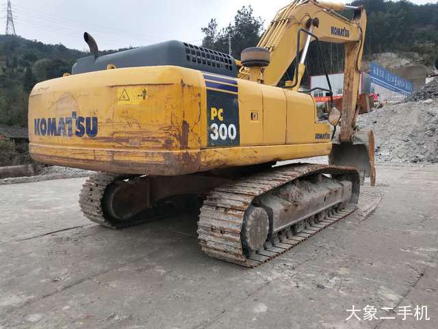 小松 PC300-7 挖掘机