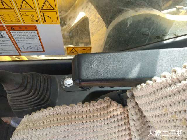 三一重工 SY215C-8S 挖掘机