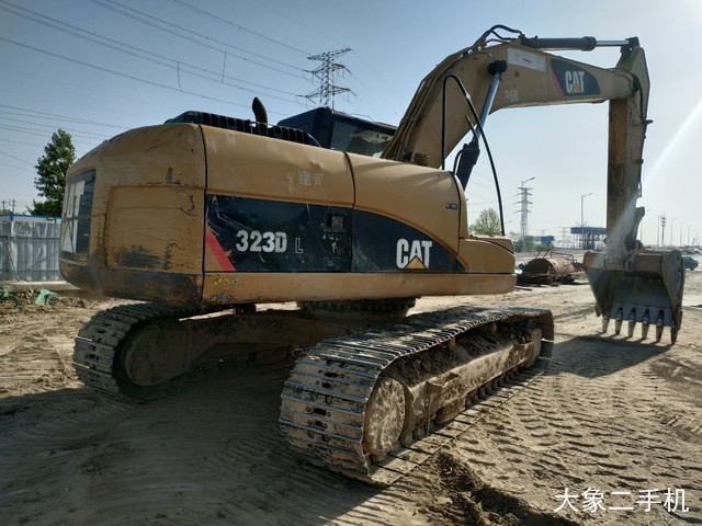 卡特彼勒 323D液压 挖掘机