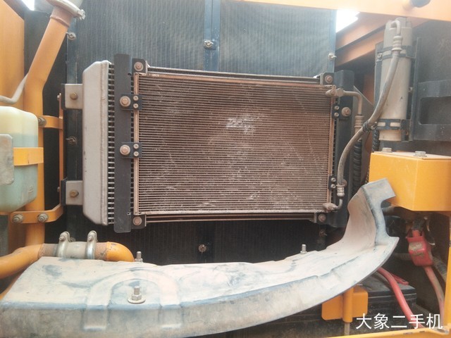 三一重工 SY215C 挖掘机
