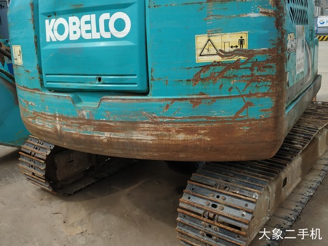 神钢 SK75-8 挖掘机