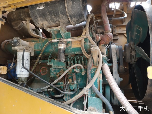 山东临工 LG952H 装载机