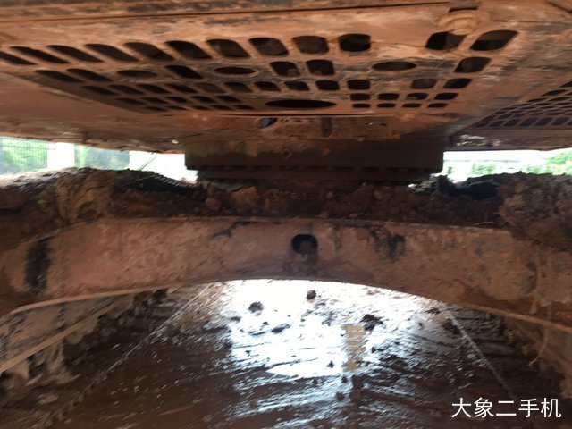 三一重工 SY135C 挖掘机