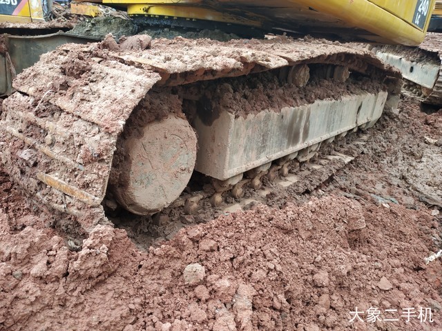 三一重工 SY215C-8 挖掘机