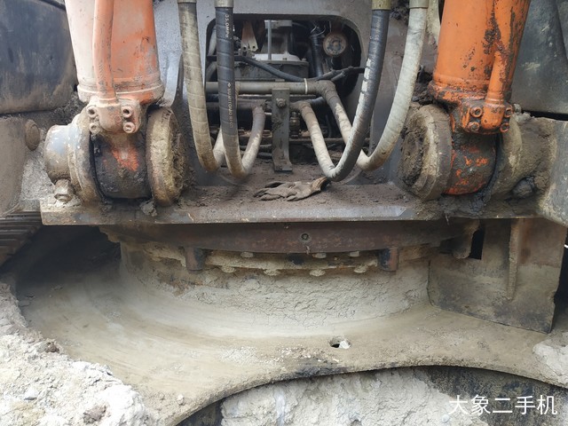 日立 ZX240LC-3 挖掘机