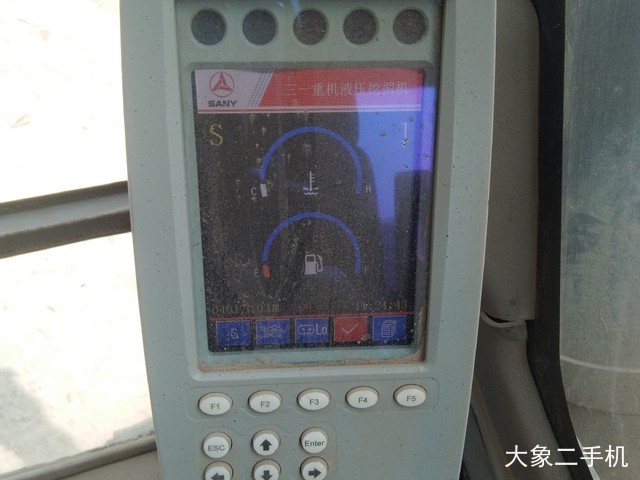 三一重工 SY285C 挖掘机