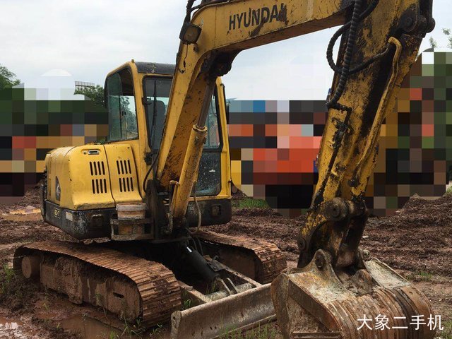 现代 R60-7 挖掘机