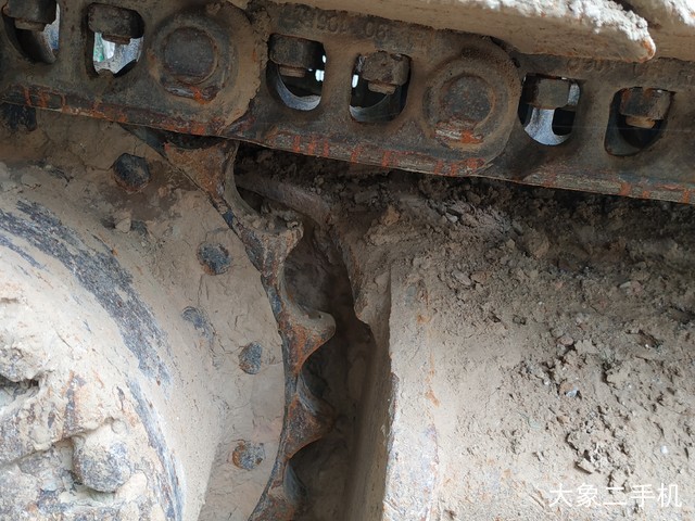 卡特彼勒 323DL 挖掘机