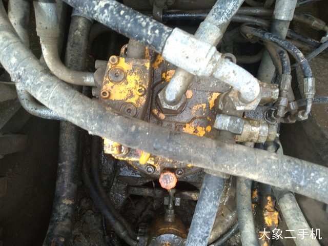 三一重工 SY235C-9 挖掘机