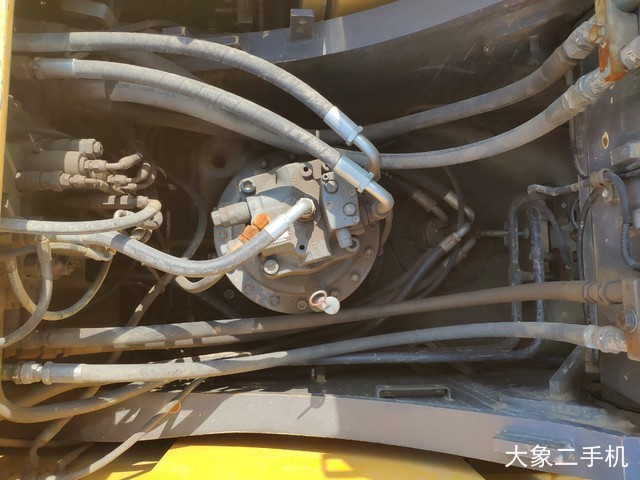 沃尔沃 EC240BLC 挖掘机