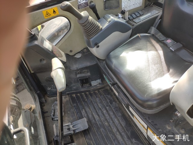 日立 ZX30U-3 挖掘机