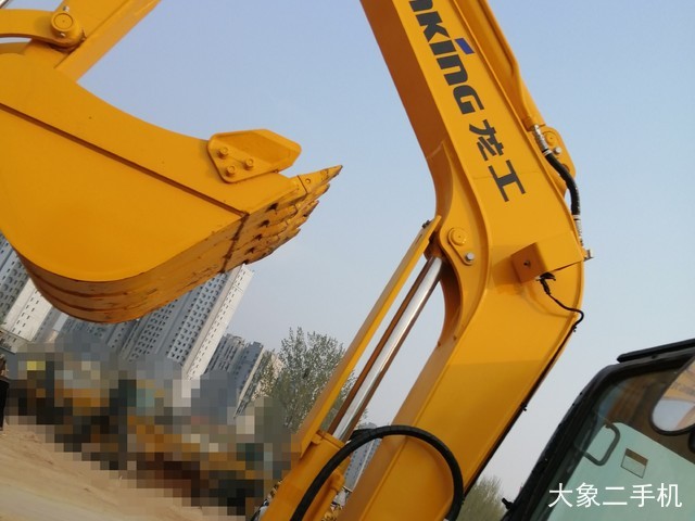 龙工 LG6060 挖掘机