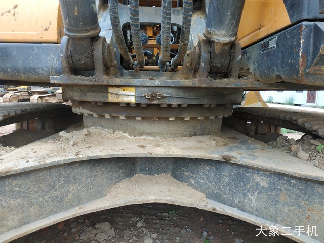 三一重工 SY335C 挖掘机