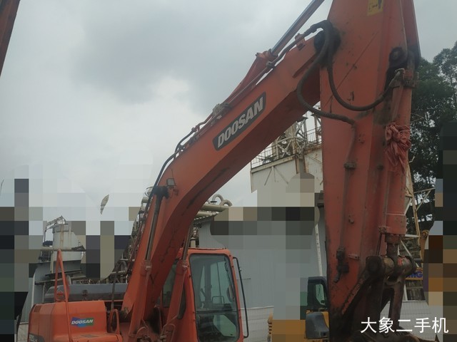 斗山 DH220LC-9E 挖掘机