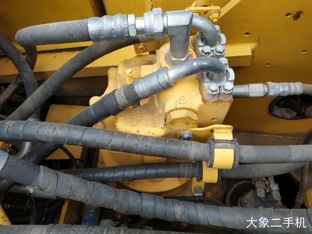 小松 PC220-8M0 挖掘机