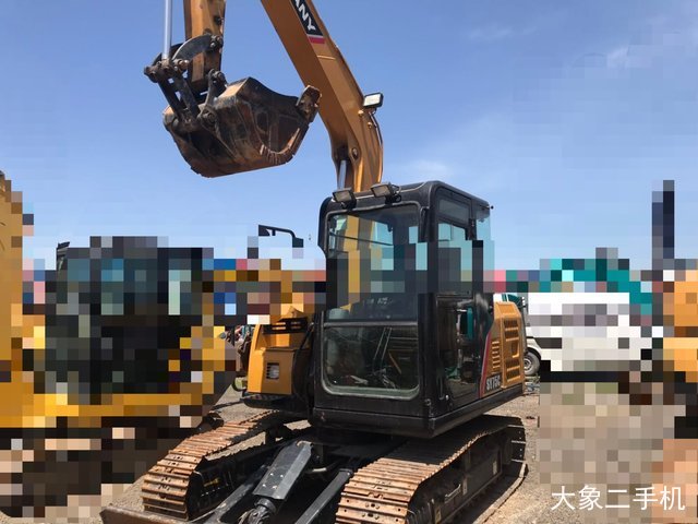 三一重工 SY75C 挖掘机