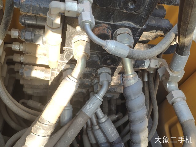 徐工 XE80D 挖掘机