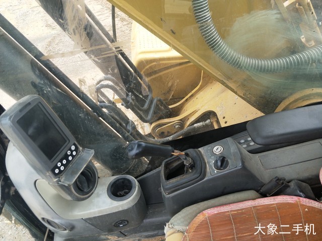 卡特彼勒 320D液压 挖掘机