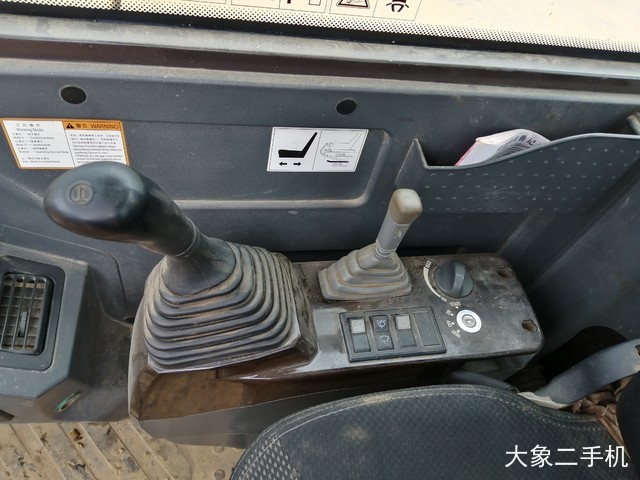 三一重工 SY55C 挖掘机