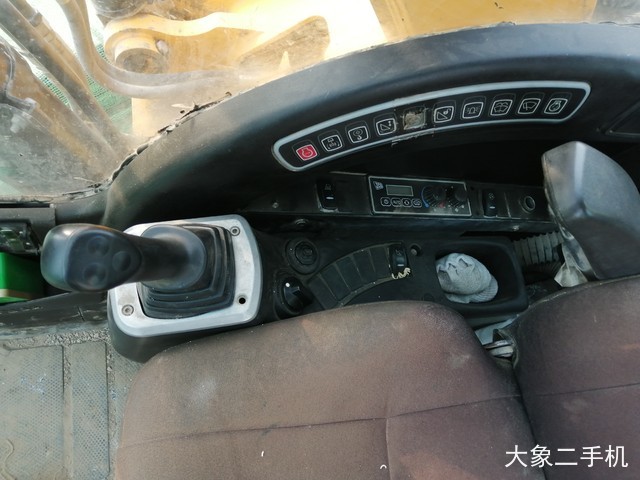 杰西博 JS240LC 挖掘机